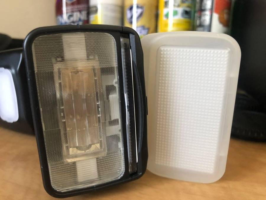 Pixel Mago GN65 Wireless TTL HSS LED Flash Speedlite for Canon, Flash Softbox Diffuser NEW CONDITION