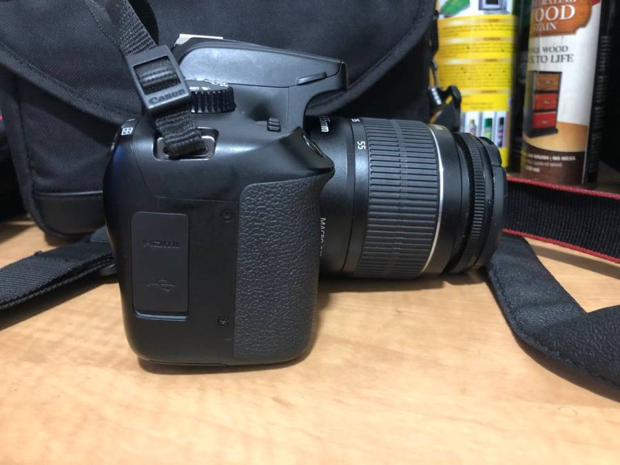 Canon EOS 4000D DSLR with EF-S 18-55mm III IN EXCELLENT CONDITION WITH CANON BAG
