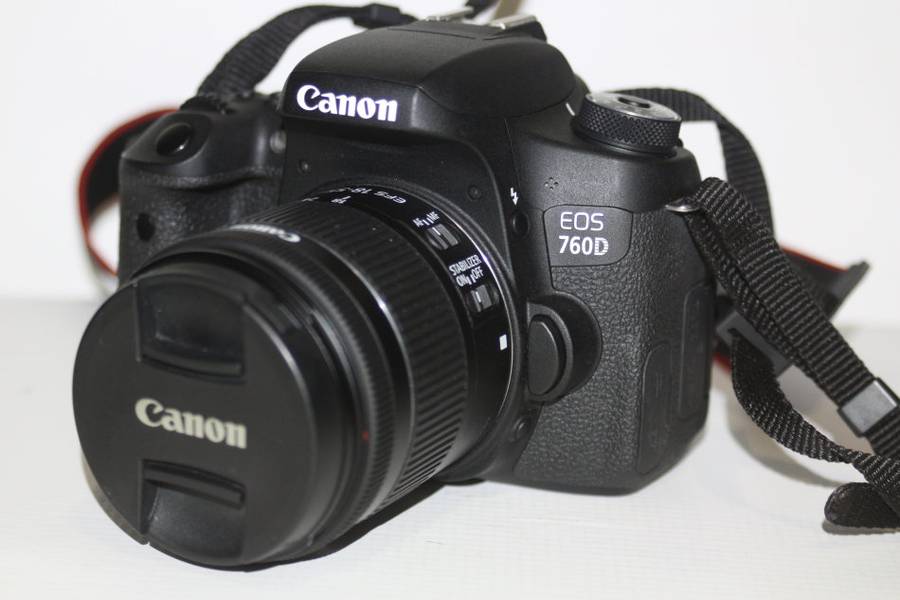 Canon EOS 760D 24.2MP DSLR, FULL HD MOVIES , WIFI Camera WITH 18-55MM STM, CAMERA BAG AND BOOKLET