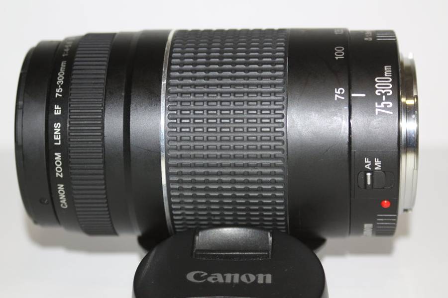 Canon EF 75-300mm f/4-5.6 III Telephoto Zoom Lens for Canon SLR Cameras , VERY GOOD CONDITION