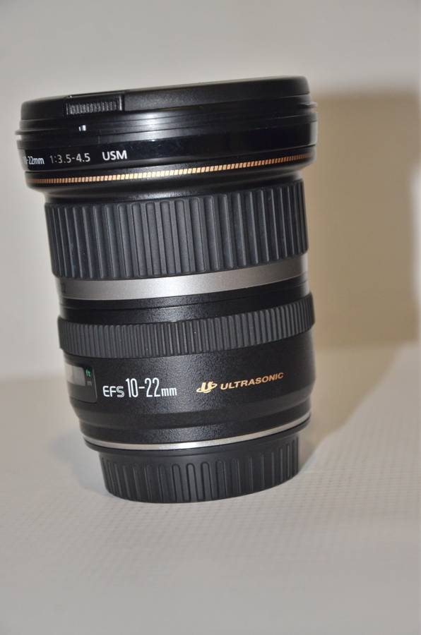 Canon EF-S 10-22mm f/3.5-4.5 SUPER WIDE ZOOM USM Lens