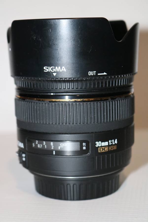 SIGMA 30mm F1.4 EX DC HSM AUTOFOCUS FOR CANON