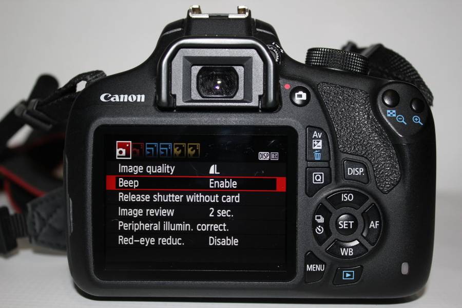 Canon EOS 1200D 18MP DSLR Camera , FULL HD MOVIES,18-55mm Lens,CANON  BAG, VERY GOOD CONDITION