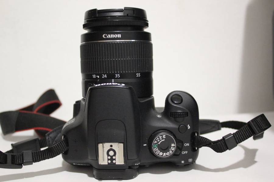 Canon EOS 1200D 18MP DSLR Camera , FULL HD MOVIES,18-55mm Lens,CANON  BAG, VERY GOOD CONDITION