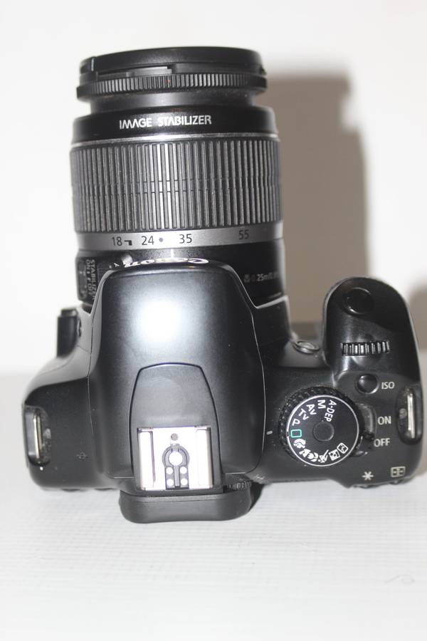 Canon EOS 450D WITH 18-55MM CANON ZOOM LENS ,  BATTERY CHARGER
