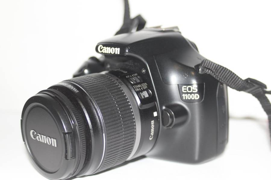 CANON EOS 1100D,12MP DSLR CAMERA WITH HD MOVIES, COMING WITH 18-55MM ZOOM LENS AND BAG