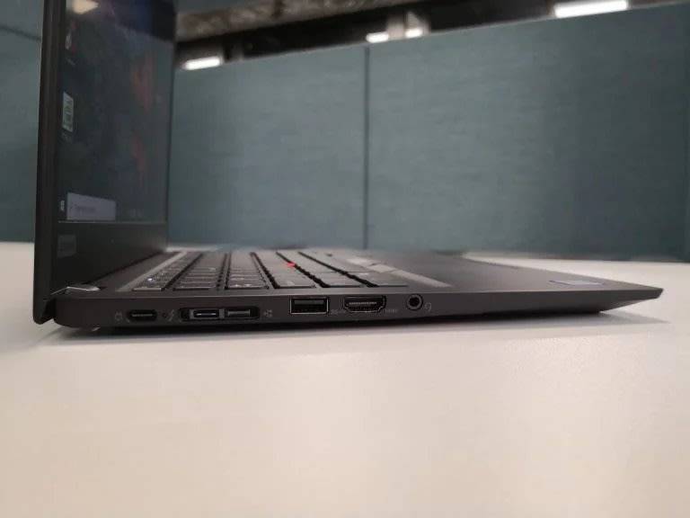 LENOVO THINKPAD T490s , 8TH GEN CORE I5-8365U @1.60GHz,16GB RAM,256GB SSD, 14" FHD TOUCH SCREEN