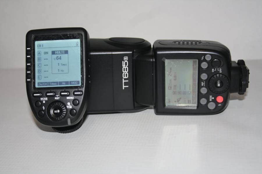 Godox TT685S 2.4G HSS TTL GN60 Flash Speedlite+ Xpro-S Trigger Transmitter Kit Compatible for Sony