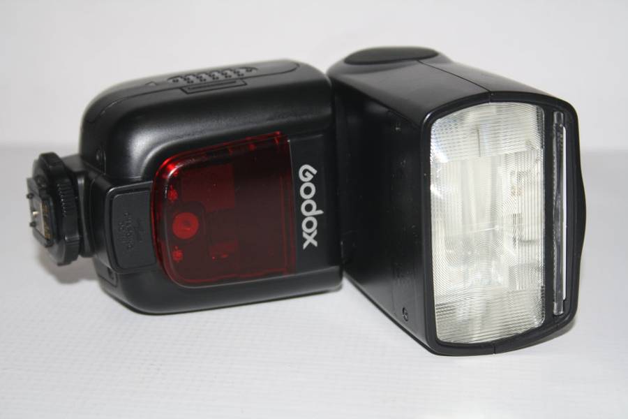 Godox TT685S 2.4G HSS TTL GN60 Flash Speedlite+ Xpro-S Trigger Transmitter Kit Compatible for Sony