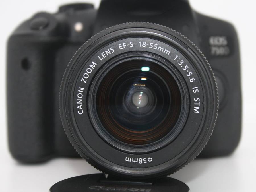 Canon EOS 750D 24MP DSLR Camera WITH 18-55MM IS STM , 16GB SD CARD BRAND NEW BAG, 500 SHOTS TAKEN