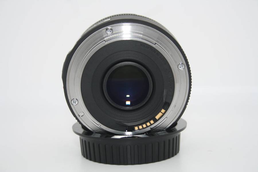Canon EF 50mm f/1.8 STM  Macro Lens