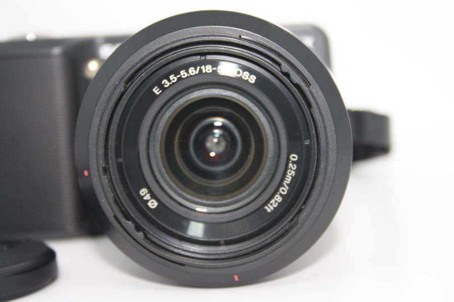 Sony Alpha NEX-3 Interchangeable Lens Digital Camera With SONY 18-55 LENS OSS ,4GB ,Charger, and Bag