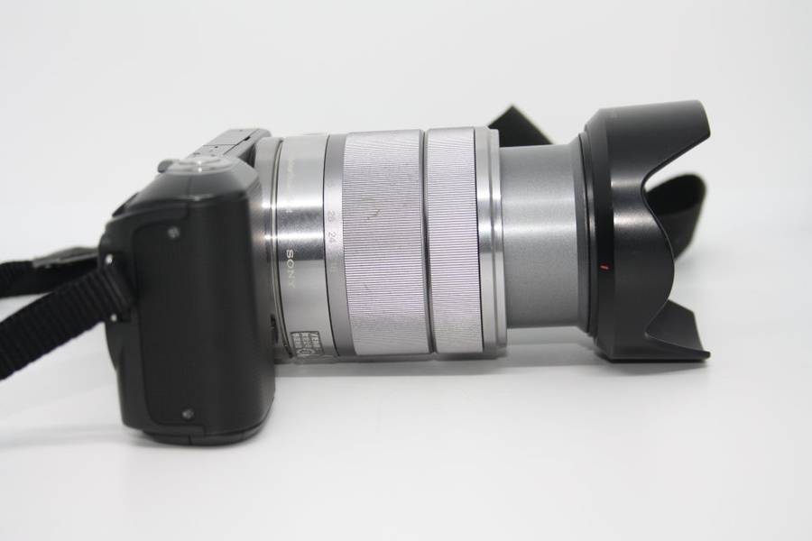 Sony Alpha NEX-3 Interchangeable Lens Digital Camera With SONY 18-55 LENS OSS ,4GB ,Charger, and Bag