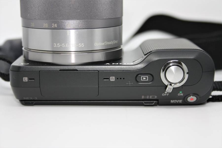 Sony Alpha NEX-3 Interchangeable Lens Digital Camera With SONY 18-55 LENS OSS ,4GB ,Charger, and Bag