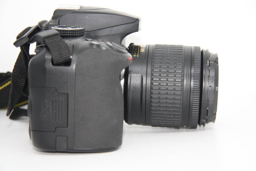 Nikon D3400 24MP DSLR ,FULL HD MOVIES with AF-P 18-55mm  Lens , GOOD CONDITION. LOW SHUTTER COUNT