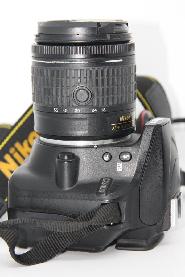 Nikon D3400 24MP DSLR ,FULL HD MOVIES with AF-P 18-55mm  Lens , GOOD CONDITION. LOW SHUTTER COUNT