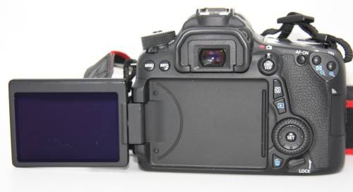 Canon EOS 70D DSLR Camera ( BODY ONLY ) WITH CHARGER