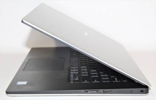 Dell Precision 5520 WORKSTATION ,Intel Quad Core i7-6820HQ , 32GB Ram, 512GB SSD, 4GB Nvidia Quadro