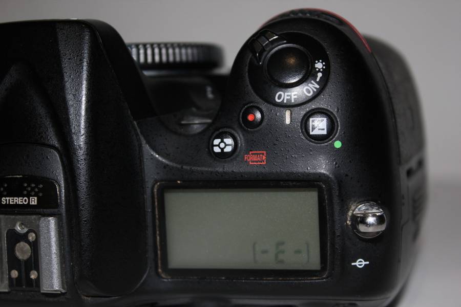 NIKON D7200 DX-format, 24.2 MP, WiFi ,1080p Full HD ,PROFESSIONAL DSLR CAMERA BODY