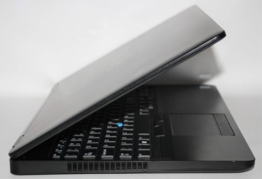 Dell Latitude E5570 15.6`  Notebook - Intel Core i5-6440HQ @2.60GHz, 16GB RAM, 256GB SSD, TOUCH SCRE