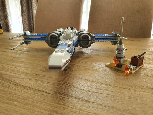 LEGO Resistance X-Wing Fighter 75149-1 (2016)