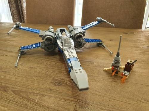 LEGO Resistance X-Wing Fighter 75149-1 (2016)