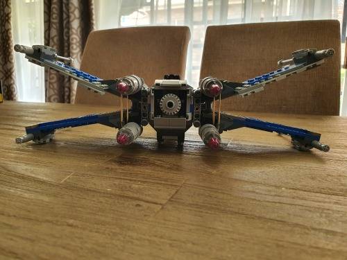 LEGO Resistance X-Wing Fighter 75149-1 (2016)