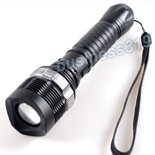 1800 Lumens LED Rechargeable Zoomable Flashlight Torch With Car Charger