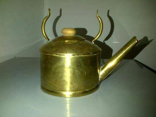 LOVELY VINTAGE BRASS KETTLE!!!!CRAZZYY R1 START