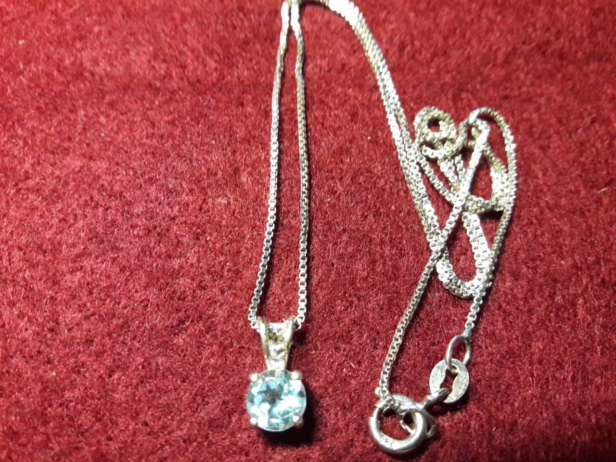 STERLING SILVER NECKLACE AND PENDANT