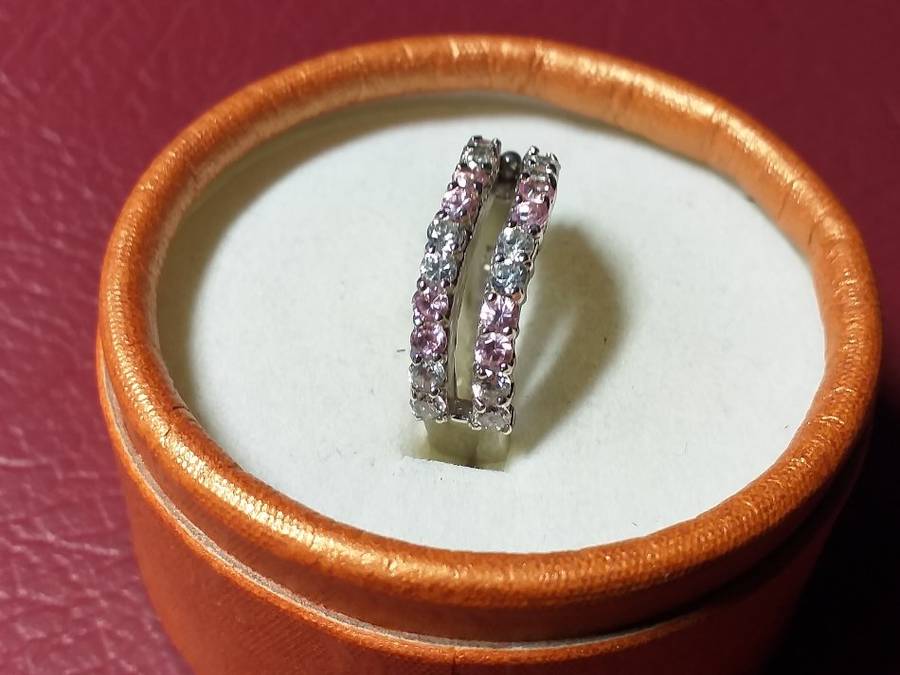 LOVELY GENUINE SOLID STERLING SILVER RING IN EXCELLENT CONDITION