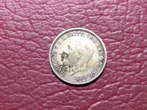 1934 BRITISH SILVER 3 Pence - George V