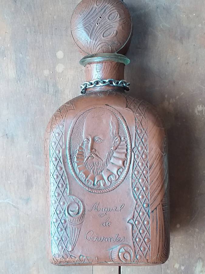 Miguel de Cervantes Leather Wrapped WHISKEY BOTTLE EMPTY Decanter 9" RARE Collectible