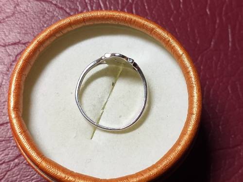 LOVELY GENUINE SOLID STERLING SILVER RING