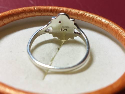 LOVELY GENUINE SOLID STERLING SILVER RING