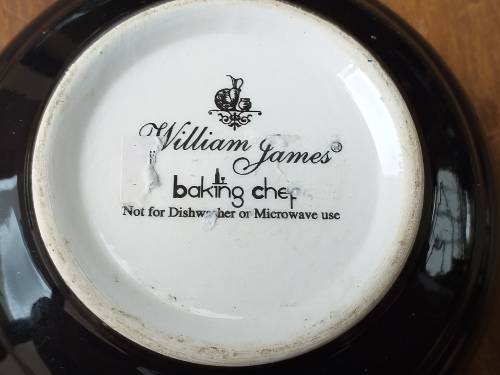 WILLIAM JAMES SET IN EXCELLENT CONDITION - [Diameter 97 mm]