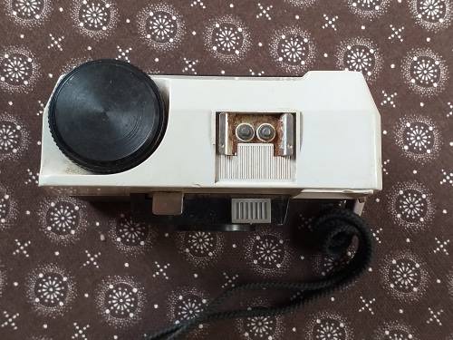 KODAK INSTAMATIC 25 CAMERA - [AS IS]