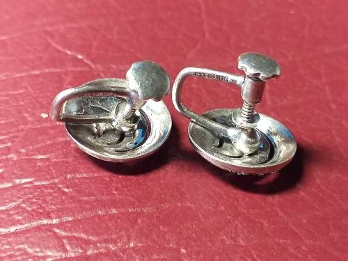 LOVELY GENUINE SOLID STERLING SILVER VINTAGE EARRINGS WITH MARCASITE - TWO STONES MISSING - 7,7 gram