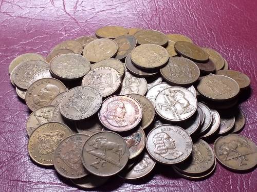 A LOT OF 100 RSA BRONZE 2 CENTS - [Bid per coin to take all.]