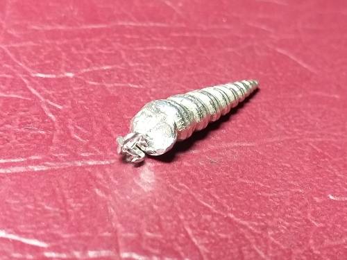 LOVELY GENUINE SOLID STERLING SILVER PENDANT/CHARM IN EXCELLENT CONDITION -[L  24mm. 2,5 g]