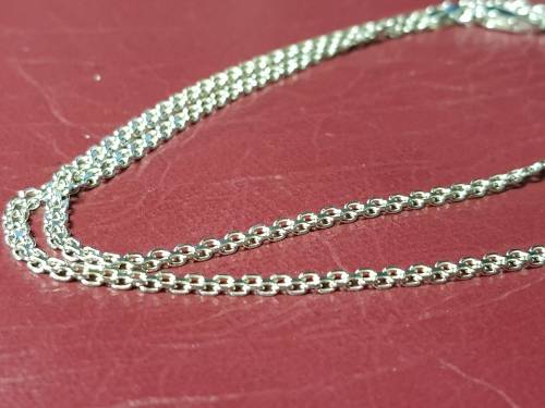 LOVELY GENUINE SOLID STERLING SILVER NECKLACE WITH ITALIAN CLASP IN VERY GOOD CONDITION - [4,4 g]