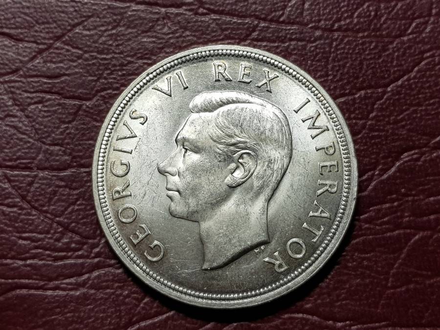 1947 SA UNION SILVER 5 SHILLINGS - [TO MY OPINION MINT STATE]