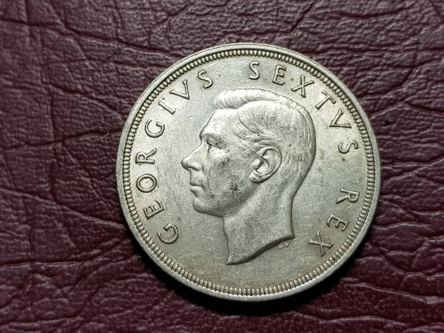 1949 SA UNION SILVER 5 SHILLINGS