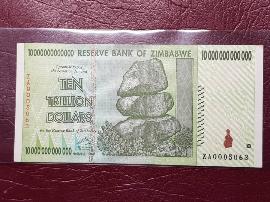 2008 ZIMBABWE 10 TRILLION DOLLAR NOTE - UNC