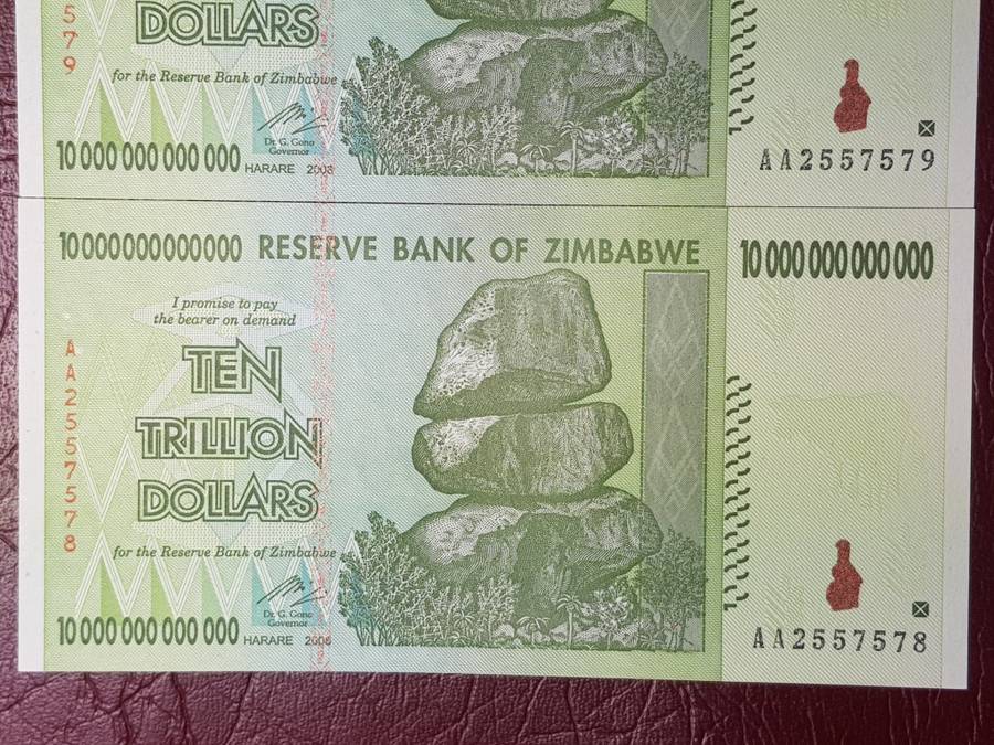 2 x 2008 Zimbabwe 10 Trillion Dollars Notes In Sequence - AA - Harare - Bird WTM - UNC