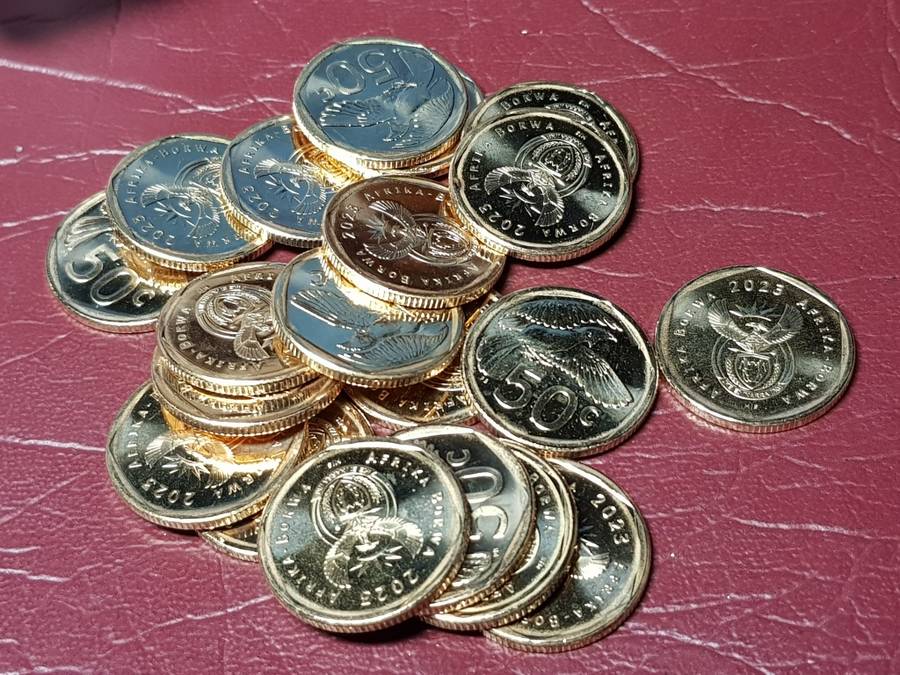 A Lot Of 25 x 2023 50 Cents - Brilliant Mint State - [Bid per coin to take all]