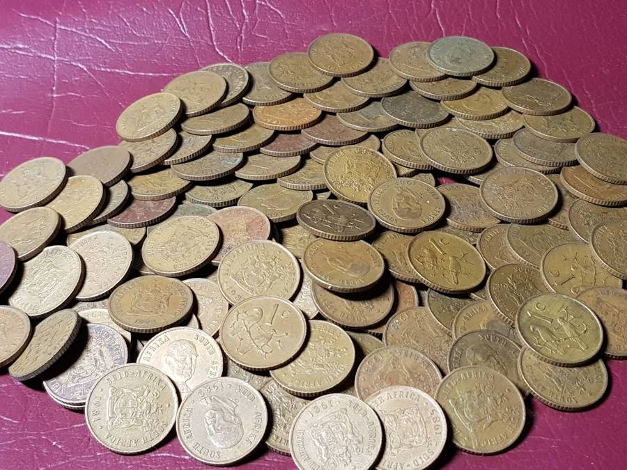 A Lot Of 130 RSA One Cent Coins - [Bid per coin to take all]