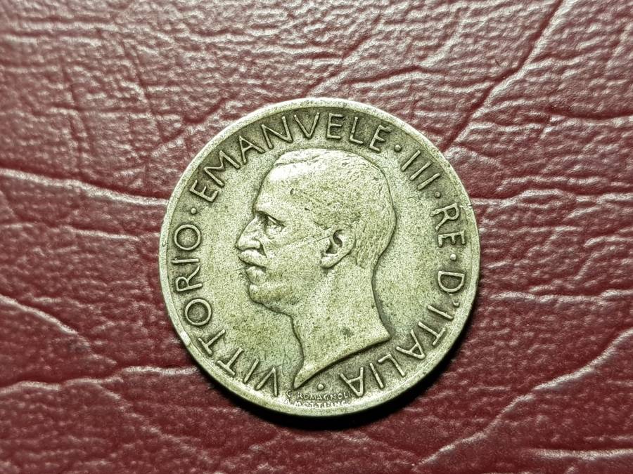 1929 Italy Silver 5 Lire - Victor Emmanuel III