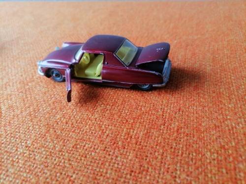CORGI TOYS CITROËN DS19 COUPE