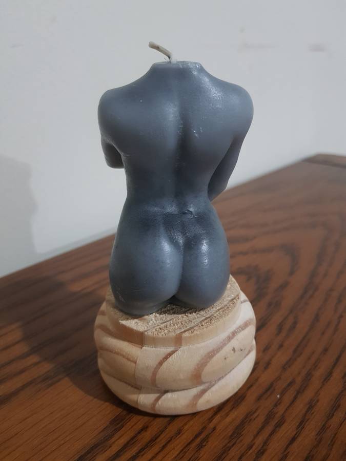 Gray lady figurine candle 8cm